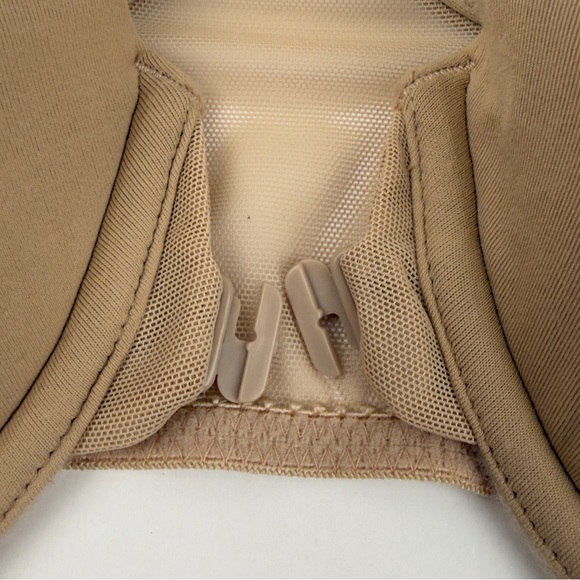 38D Front Close Racerback T-Shirt Bra Nude Smooth Cups NWT Vassarette - Picture 5 of 10